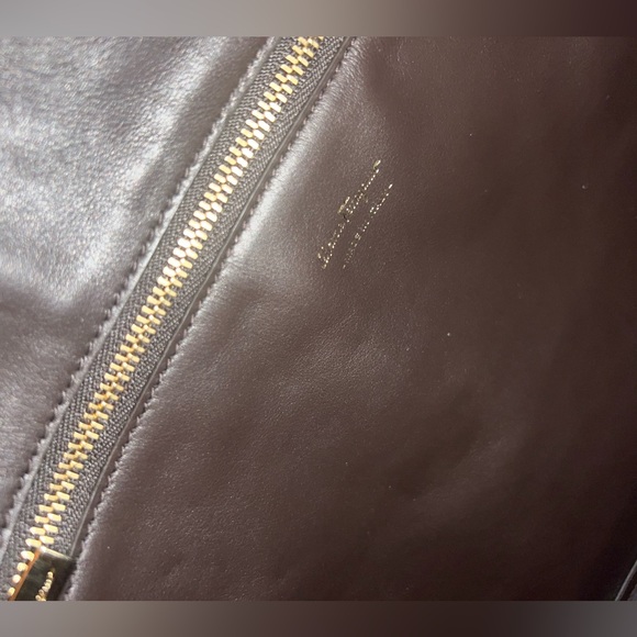 Salvatore Ferragamo “Fiona” Shoulder Bag - Picture 6 of 15